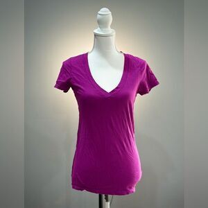 Purple American Eagle Favorite V-Neck Tee Size M VGUC